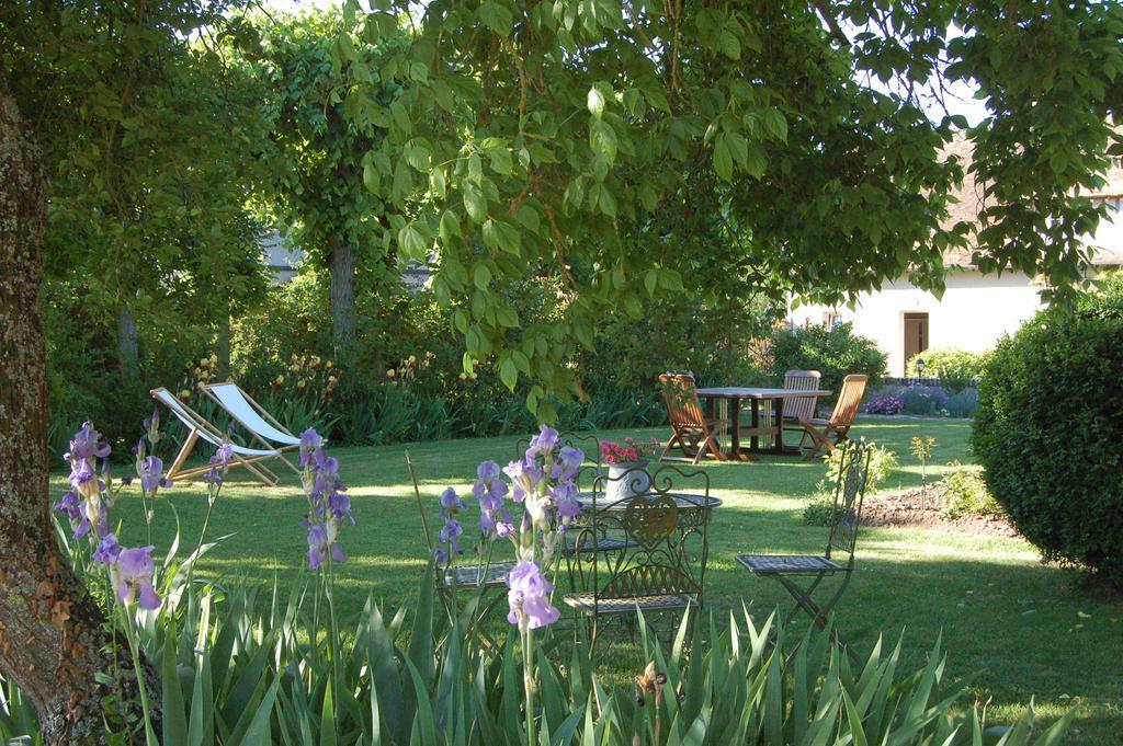 La Chaiserie La Croix-Saint-Leufroy Exteriér fotografie