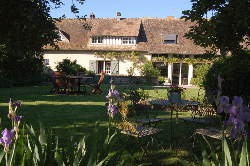 La Chaiserie La Croix-Saint-Leufroy Exteriér fotografie