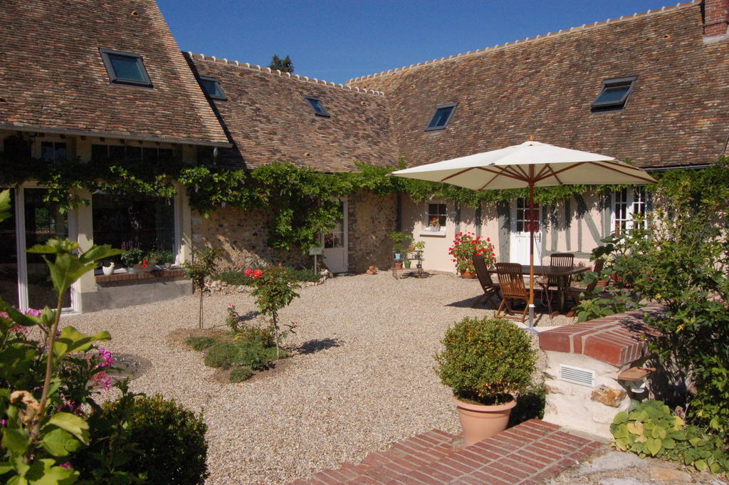 La Chaiserie La Croix-Saint-Leufroy Exteriér fotografie