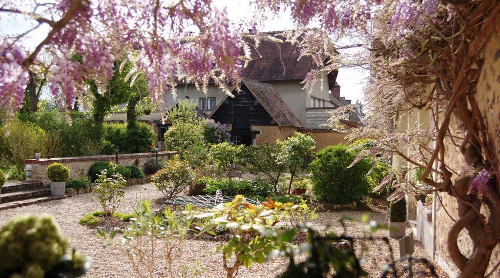 La Chaiserie La Croix-Saint-Leufroy Exteriér fotografie